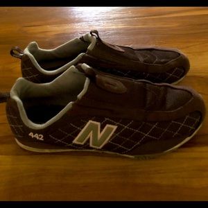 New Balance 442 Brown with Pink trim N & 442 Very comfy kickers Size 7.5M